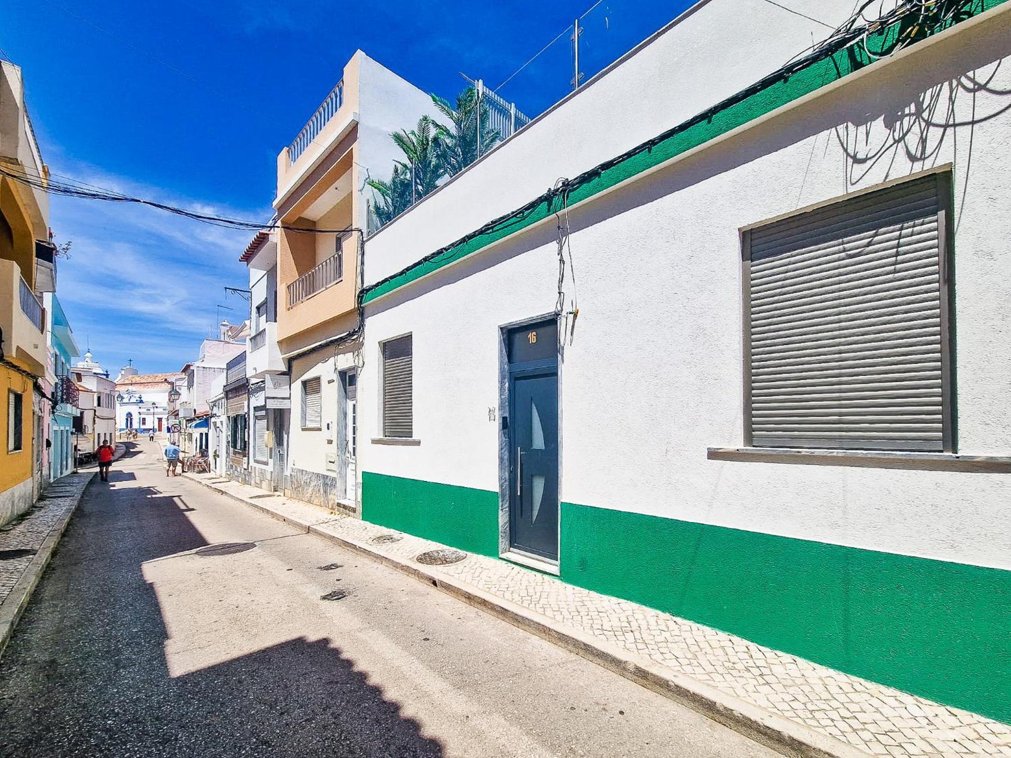 Apart Magnolia - Alvor - By Bedzy Luaran gambar